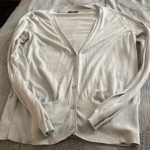Massimo Dutti cardigan in light grey